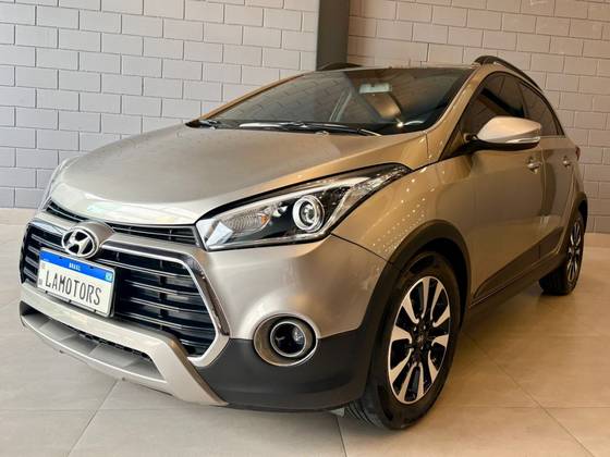 HYUNDAI HB20X 1.6 16V PREMIUM FLEX 4P AUTOMÁTICO